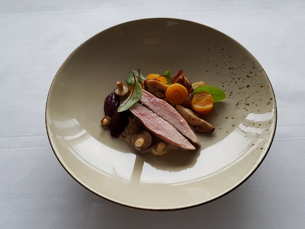 Quail breast with turnips, mushrooms and emmer
